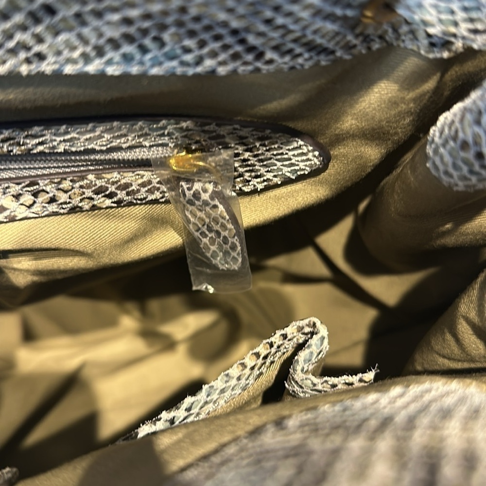 G.I.L.I. Cobra Italian Blue Leather Snakeskin Design Tote - Picture 9 of 9